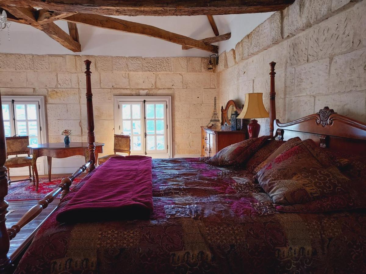 Chateau Des Senechaux, Bourdeilles Kültér fotó
