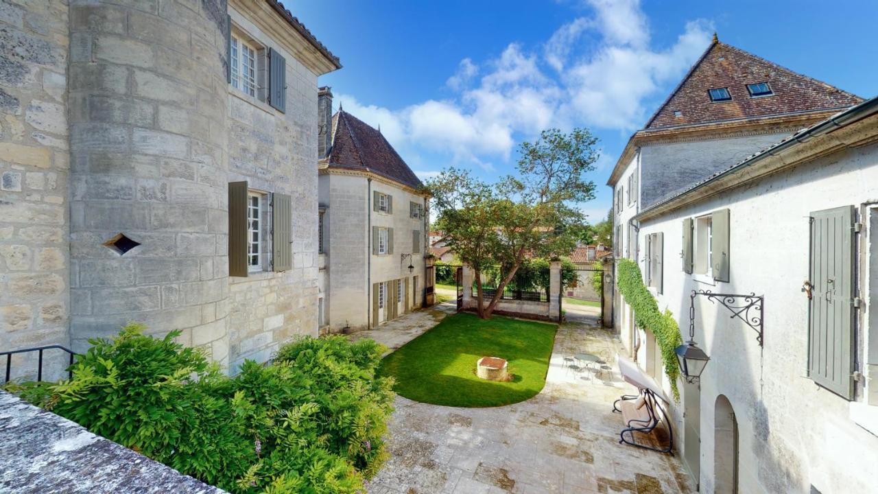 Chateau Des Senechaux, Bourdeilles Kültér fotó