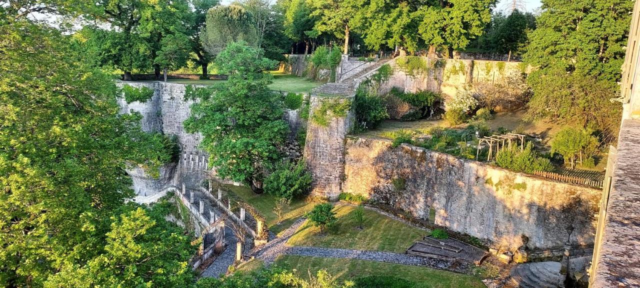 Chateau Des Senechaux, Bourdeilles Kültér fotó