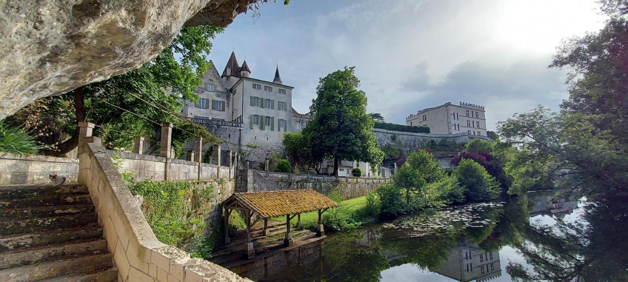 Chateau Des Senechaux, Bourdeilles Kültér fotó