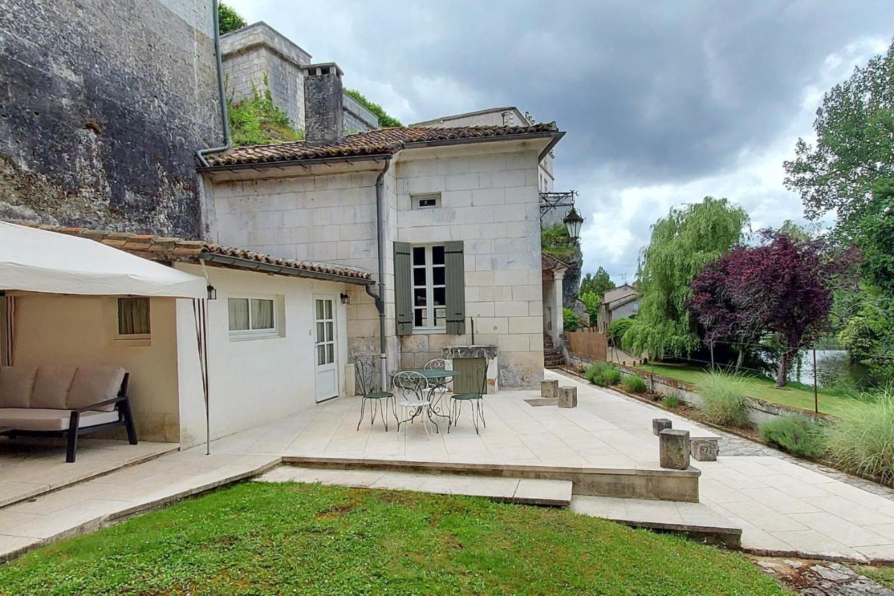 Chateau Des Senechaux, Bourdeilles Kültér fotó